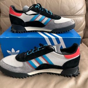 adidas Marathon TR B28134 grey whit blue black red 10.5